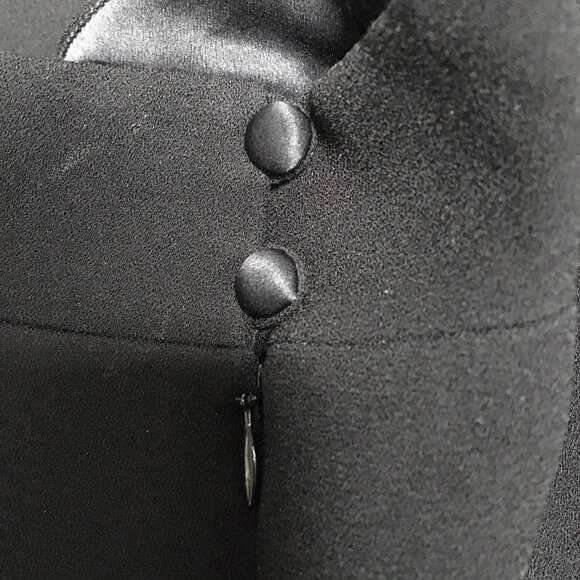 Black sheath dress with crystal embellishments, US4 - Picture 9 of 10
